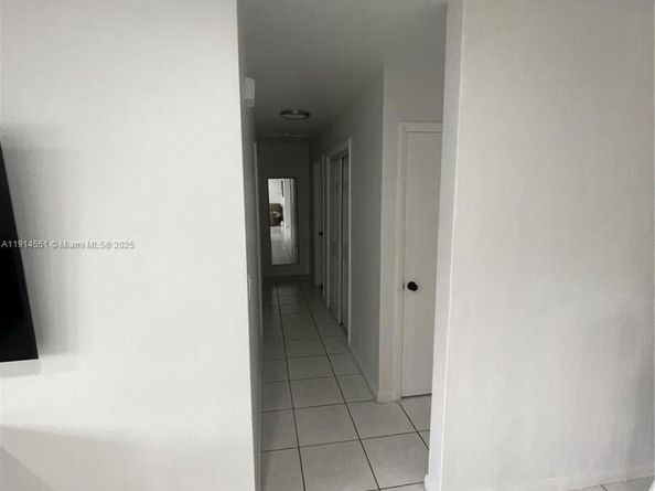 532 NW 15th St, Homestead FL 33030