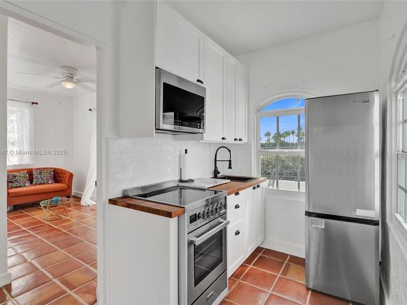 5252 La Gorce Dr, Miami Beach FL 33140