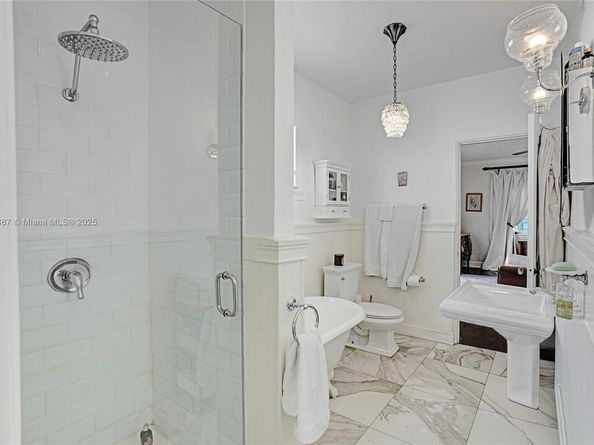 5252 La Gorce Dr, Miami Beach FL 33140