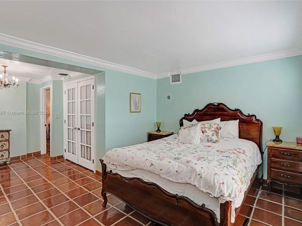 5252 La Gorce Dr, Miami Beach FL 33140