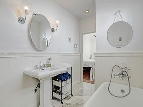 5252 La Gorce Dr, Miami Beach FL 33140