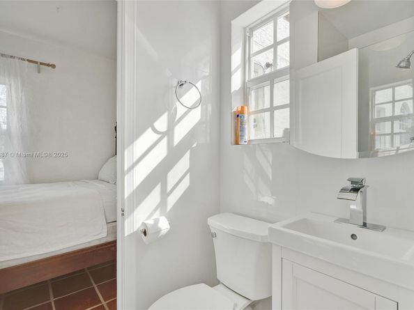 5252 La Gorce Dr, Miami Beach FL 33140