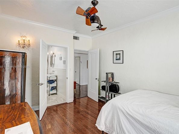 5252 La Gorce Dr, Miami Beach FL 33140