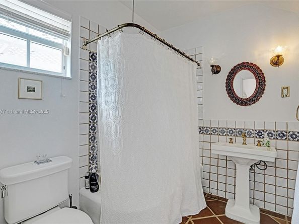 5252 La Gorce Dr, Miami Beach FL 33140