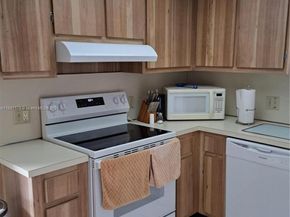 11332 SW 133rd Ct 563, Miami FL 33186