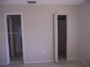 22 SW 14th Ter, Homestead FL 33030