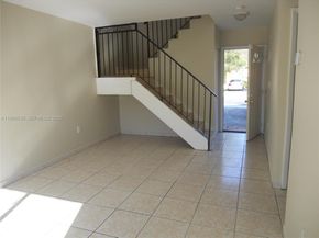 22 SW 14th Ter, Homestead FL 33030