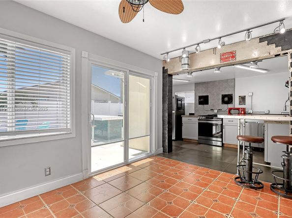 213 E 25th St, Riviera Beach FL 33404