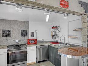 213 E 25th St, Riviera Beach FL 33404