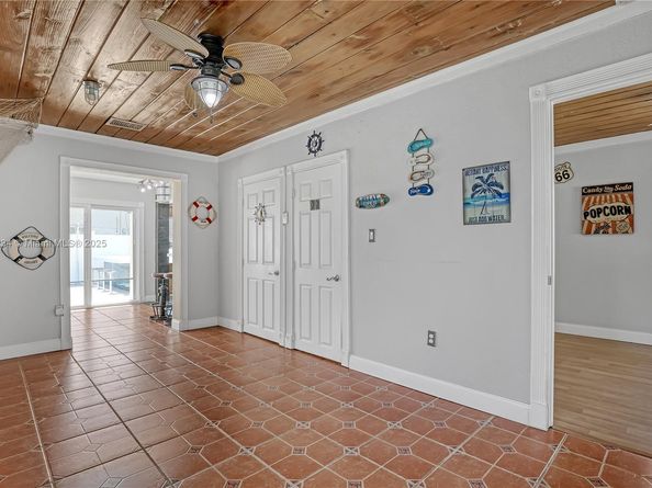 213 E 25th St, Riviera Beach FL 33404