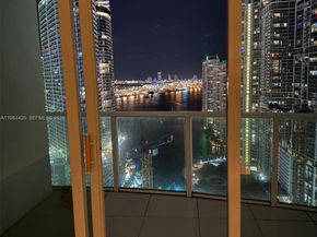 31 SE 5th St 3916, Miami FL 33131