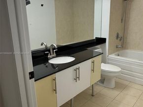 31 SE 5th St 3916, Miami FL 33131