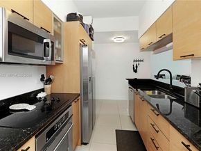 31 SE 5th St 3916, Miami FL 33131