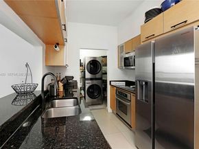 31 SE 5th St 3916, Miami FL 33131