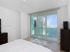 31 SE 5th St 3916, Miami FL 33131