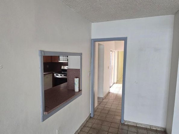 1648 NW 28th Ave, Miami FL 33125