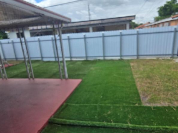 1648 NW 28th Ave, Miami FL 33125