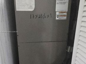 1648 NW 28th Ave, Miami FL 33125