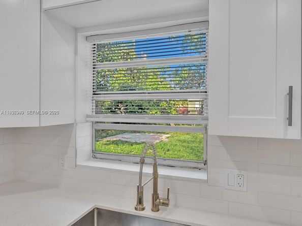 1155 NW 9th Ave, Fort Lauderdale FL 33311