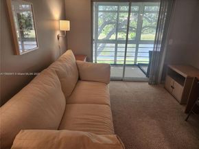 524 Tilford X 524, Deerfield Beach FL 33442