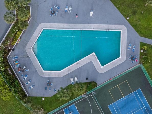 3801 Environ Blvd 116, Lauderhill FL 33319