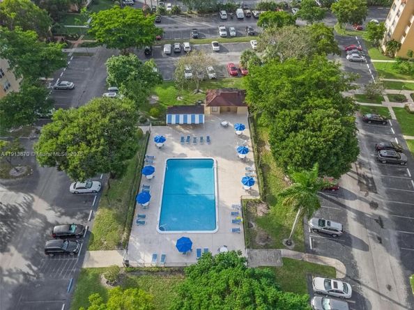 3801 Environ Blvd 116, Lauderhill FL 33319