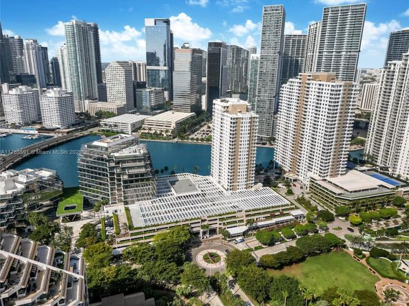701 Brickell Key Blvd 1510, Miami FL 33131