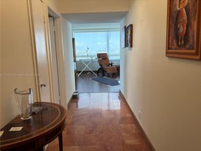 1541 Brickell Ave C2705, Miami FL 33129