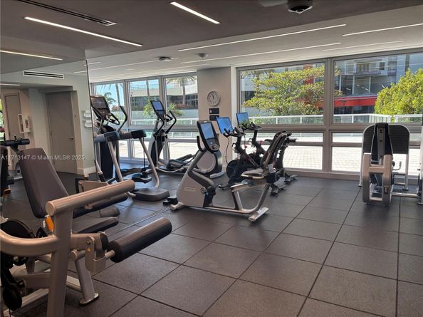 1541 Brickell Ave C2705, Miami FL 33129