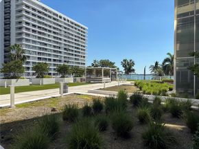 1541 Brickell Ave C2705, Miami FL 33129