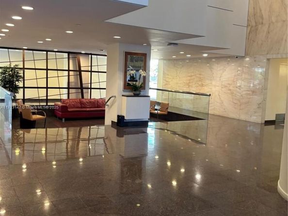 1541 Brickell Ave C2705, Miami FL 33129