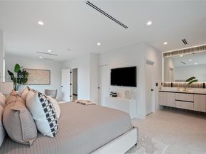 2939 SW 21st ST, Miami FL 33145