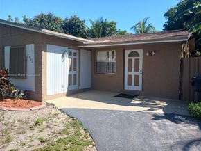 7708 SW 9th St, North Lauderdale FL 33068