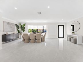 220 SW 75th Ter, Plantation FL 33317