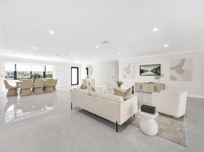 220 SW 75th Ter, Plantation FL 33317