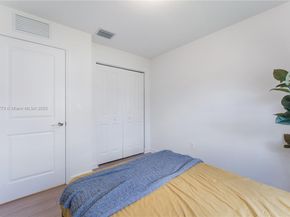 5025 SW 37th St, Pembroke Park FL 33023