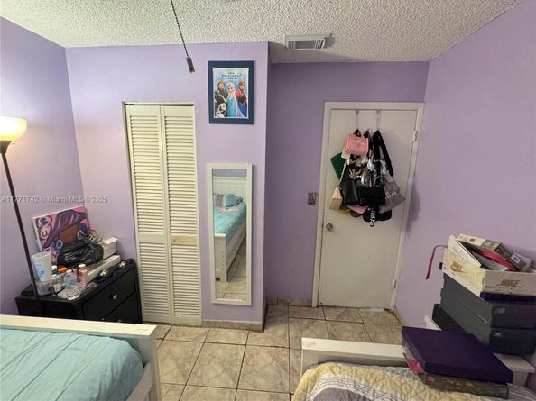 4411 NW 185th St 4411, Miami Gardens FL 33055