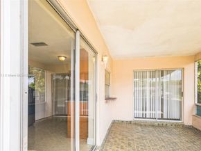 8361 NW 28th Pl, Sunrise FL 33322