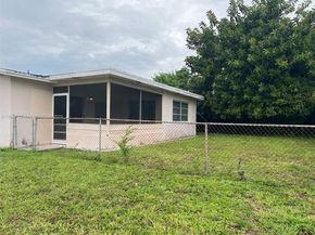8361 NW 28th Pl, Sunrise FL 33322