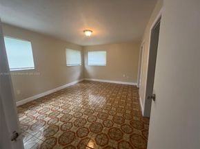 8361 NW 28th Pl, Sunrise FL 33322