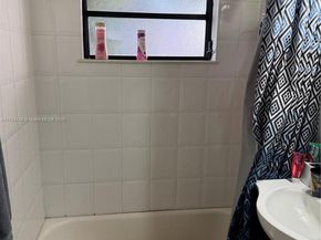 2770 NW 164th Ter, Miami Gardens FL 33054