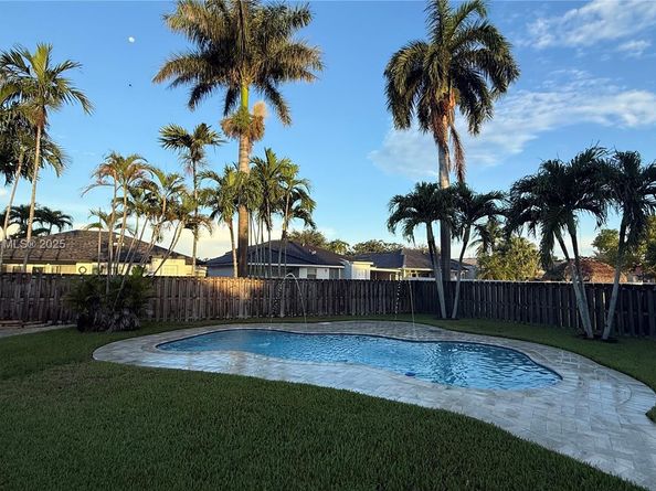 840 NW 134th Ave, Miami FL 33182