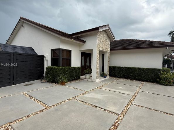 840 NW 134th Ave, Miami FL 33182