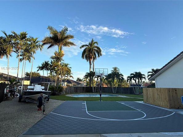 840 NW 134th Ave, Miami FL 33182