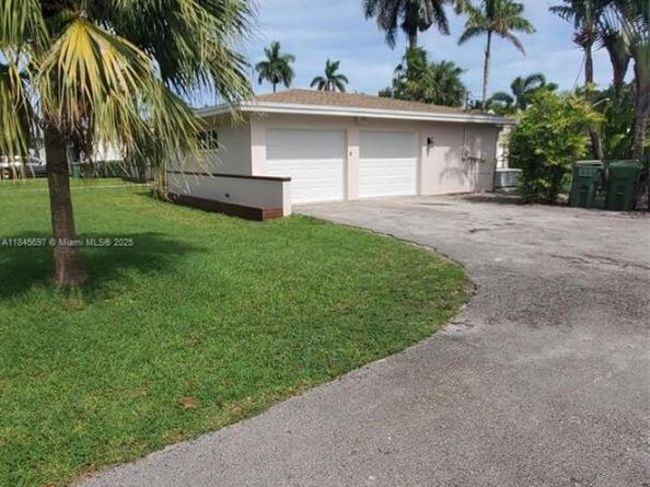 142 NW 21 St, Homestead FL 33030
