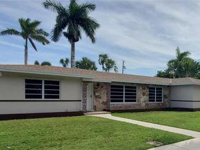 142 NW 21 St, Homestead FL 33030