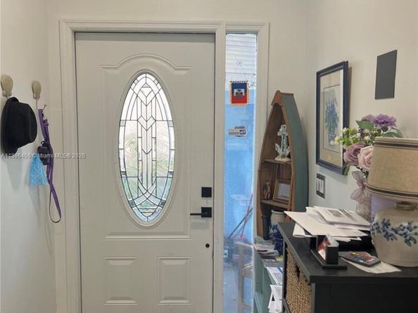 8320 SW 12th St, Pembroke Pines FL 33025