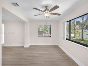 11310 NW 35th St, Sunrise FL 33323