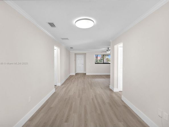 11310 NW 35th St, Sunrise FL 33323