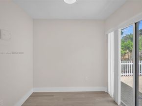 11310 NW 35th St, Sunrise FL 33323